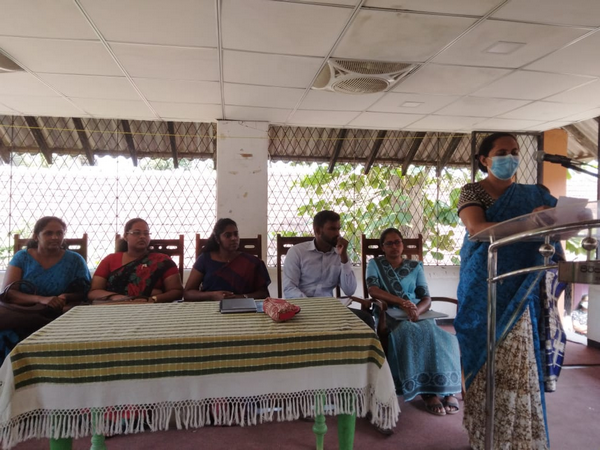 A special program on household financial management and social security measures at Homagama (2022-11-17)
